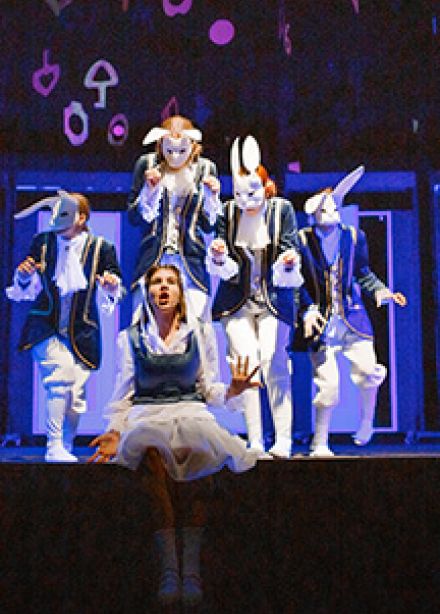 Алиса в стране чудес. Волшебное шоу-представление